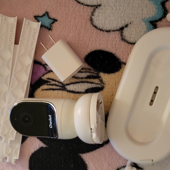 Owlet Baby Monitor Camera with Accessories